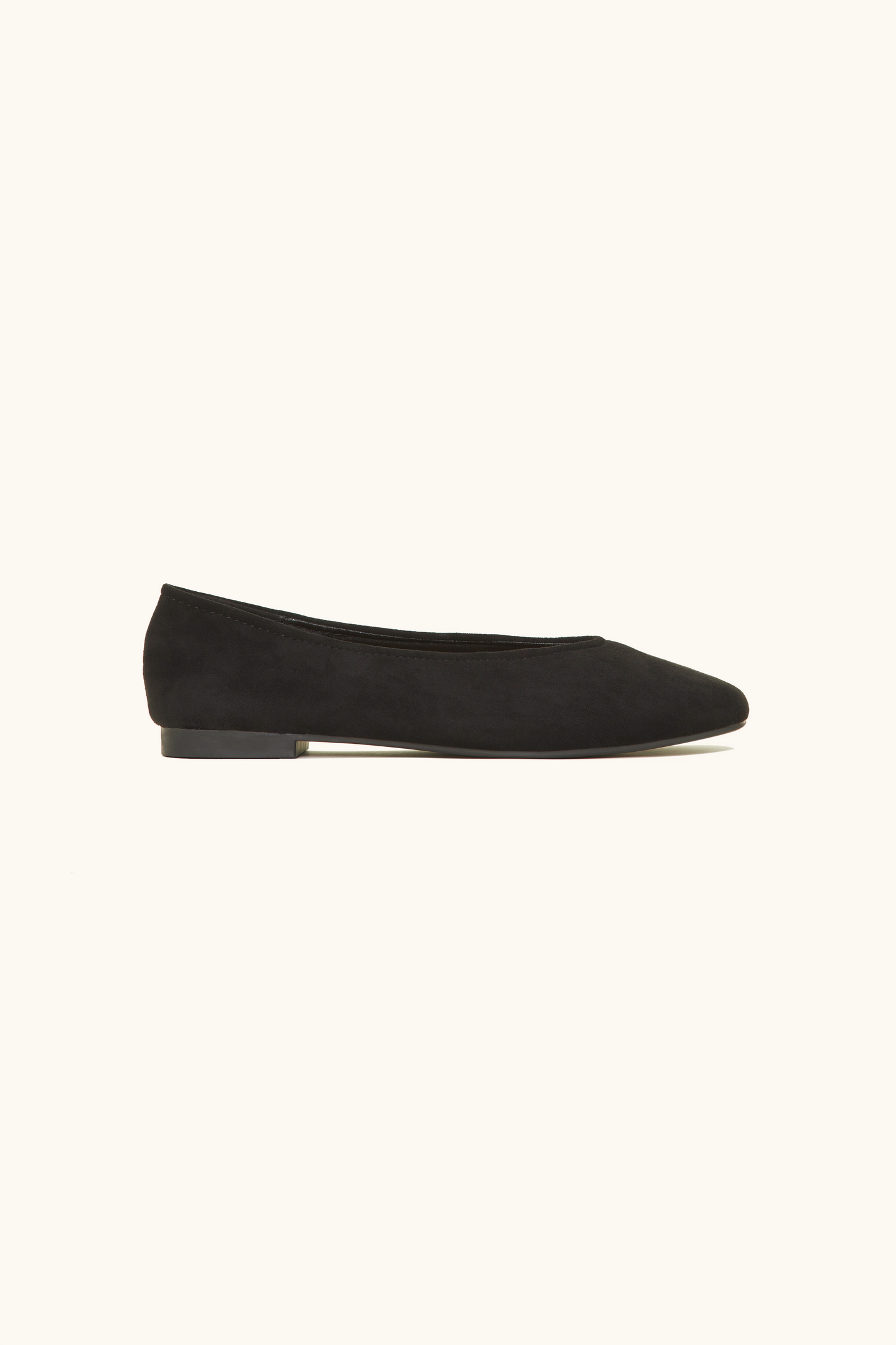 Ballerines noires en suédine