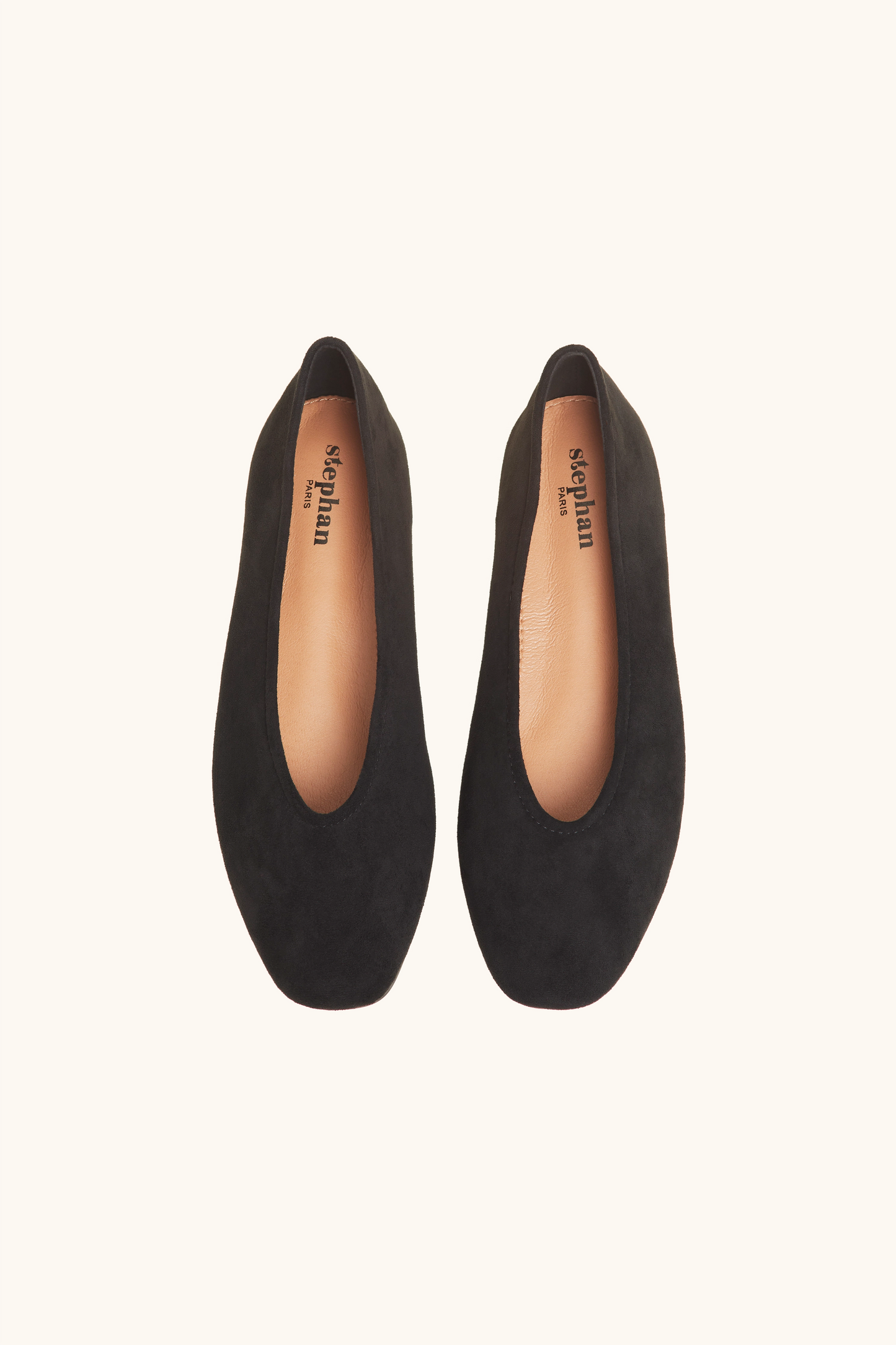 Ballerines noires en suédine