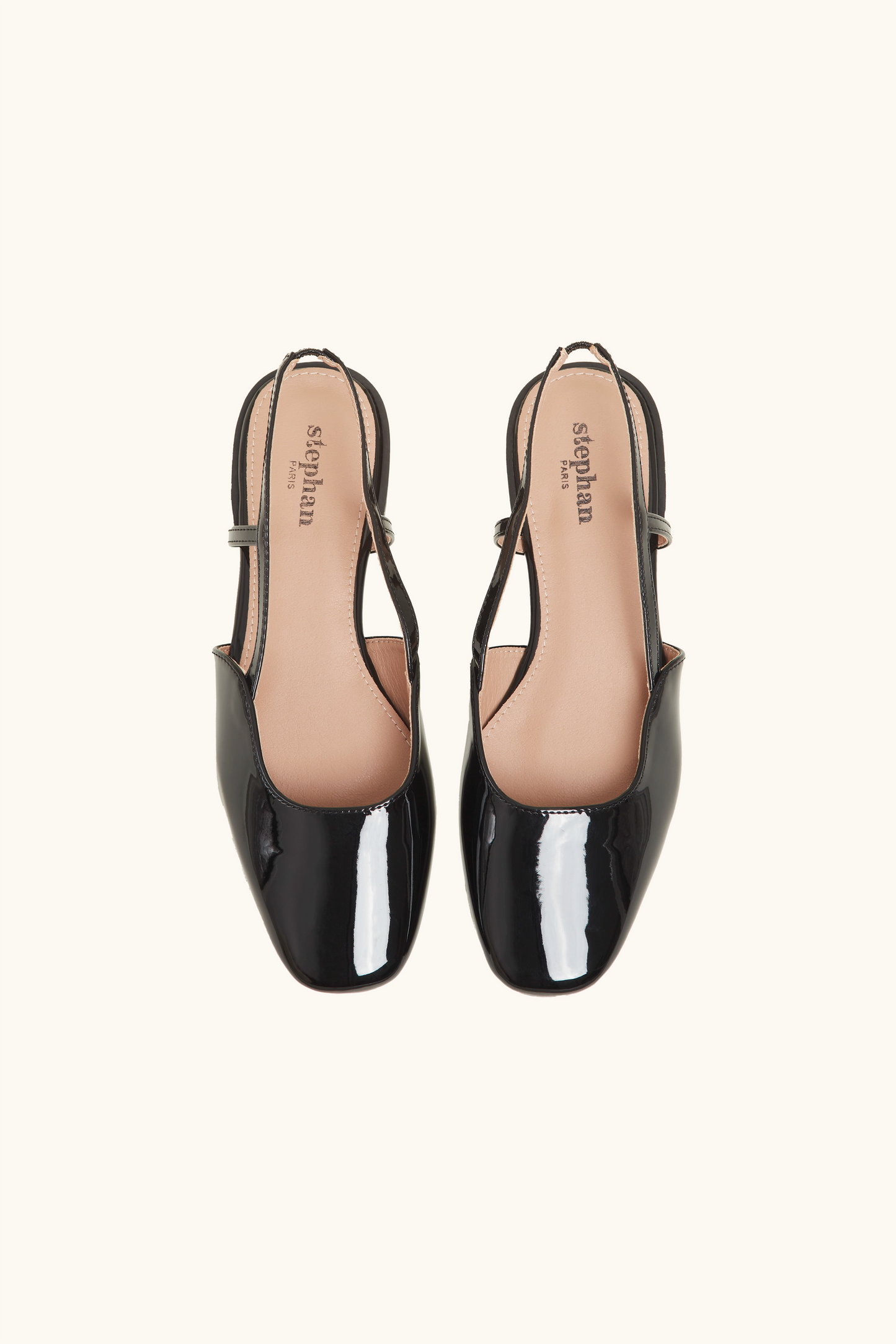 Black varnished slingback