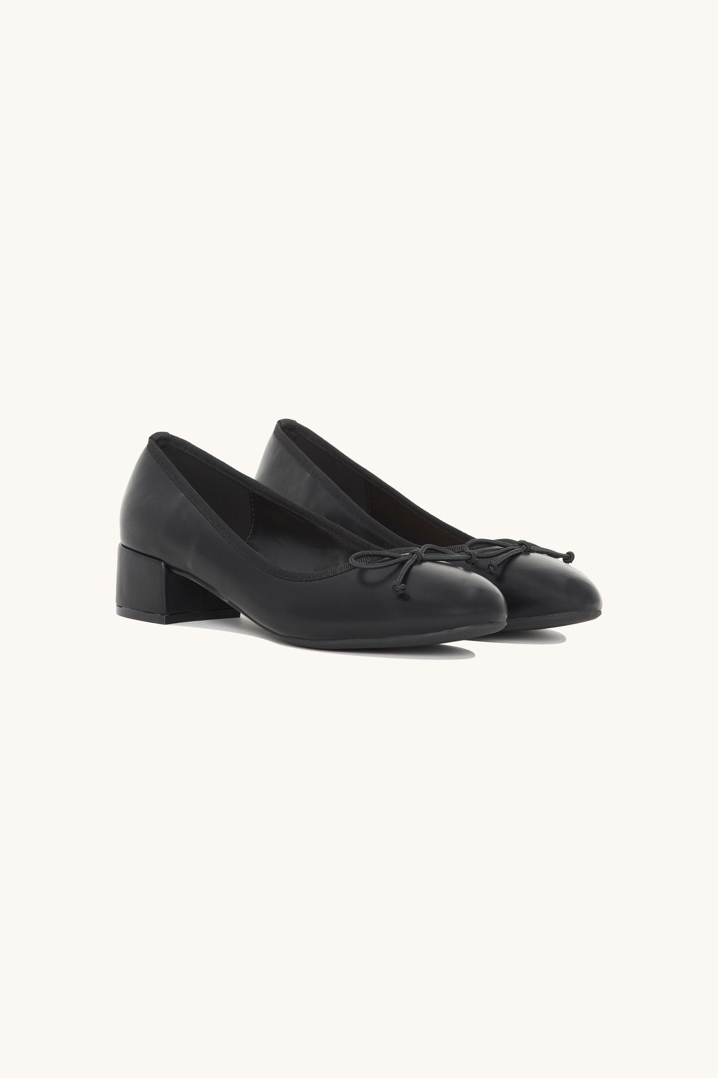 Ballerines à talons noires