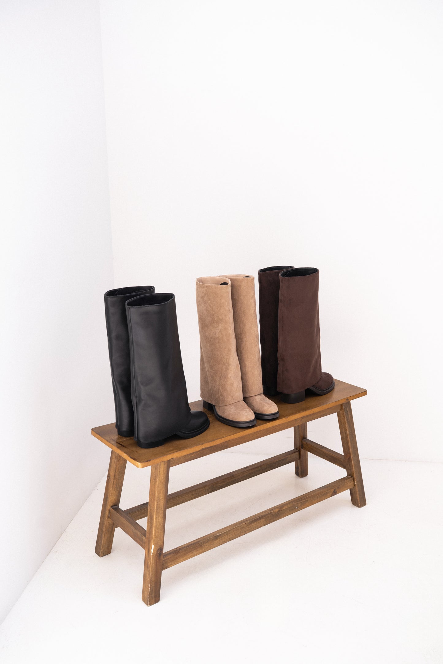 Bottes hautes beiges en suédine - Ivy
