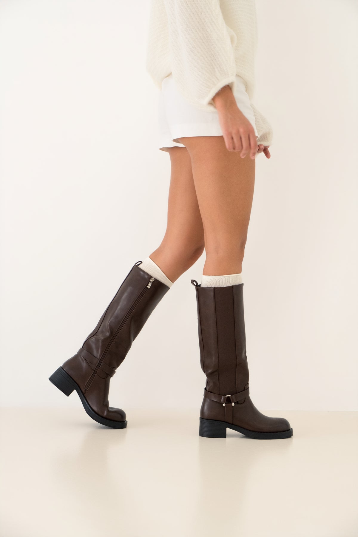 Bottes cavalières marron à brides - Carla