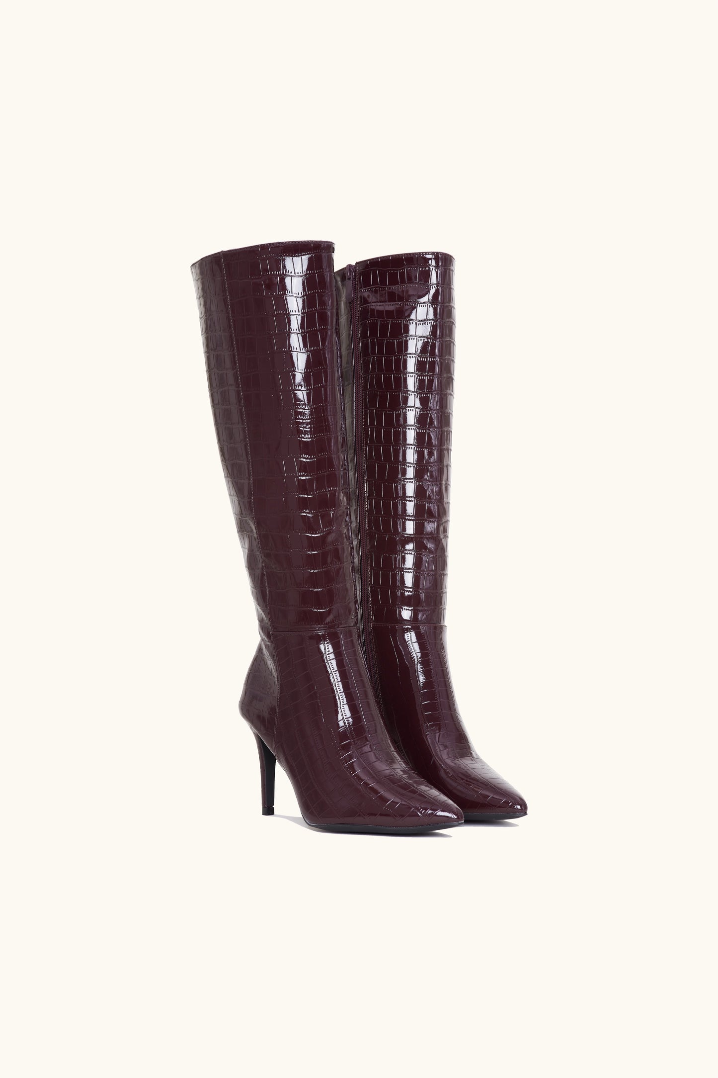 Bottes vernies à effet croco bordeaux