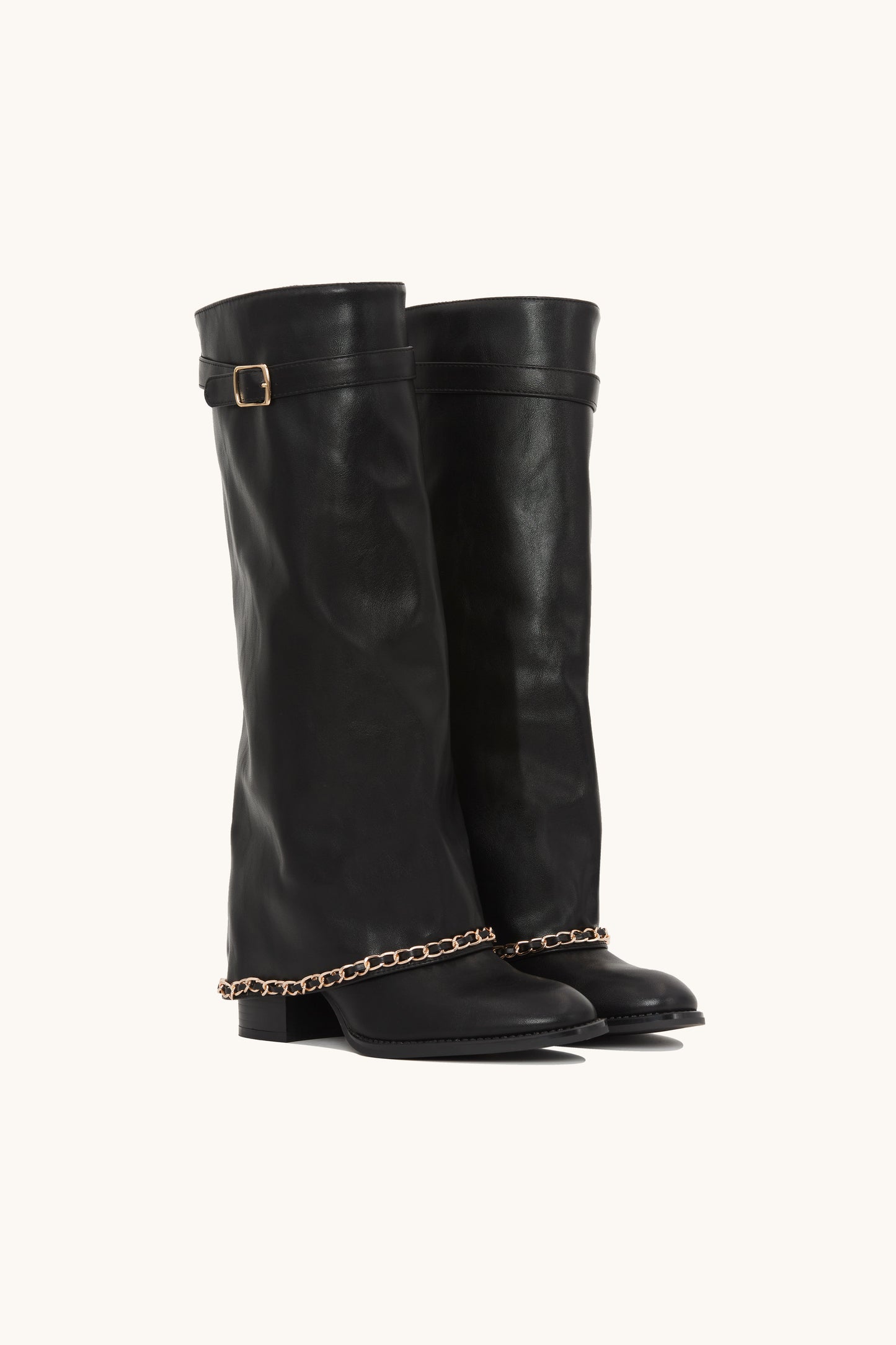 Bottes noir à revers avec détail chaînette dorée