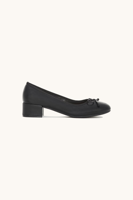 Ballerines à talons noires