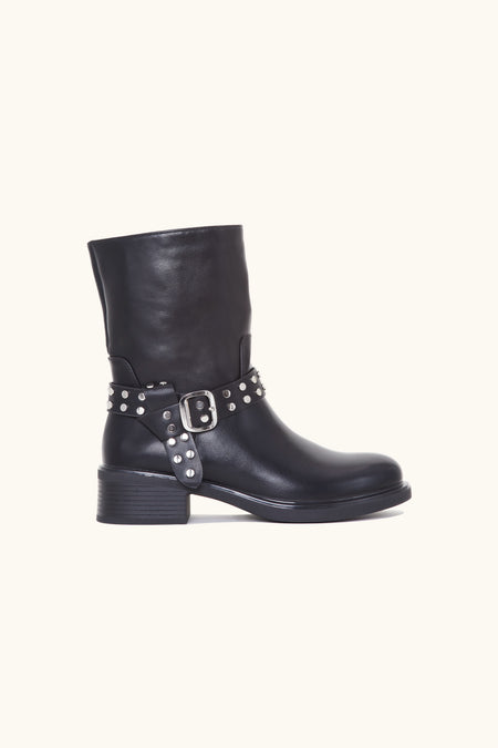 Black bikers boots