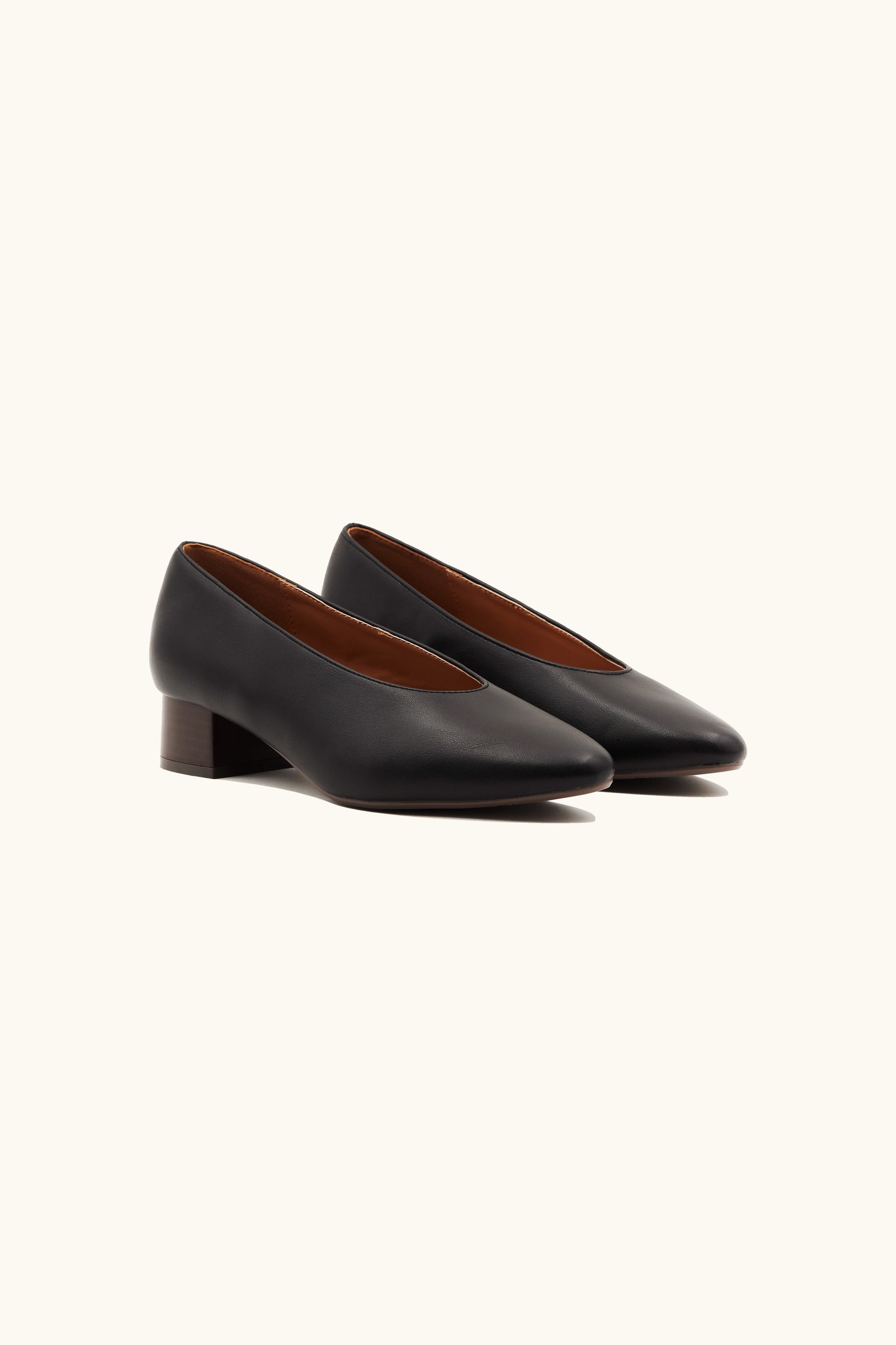 Ballerines à talon femme en similicuir noires