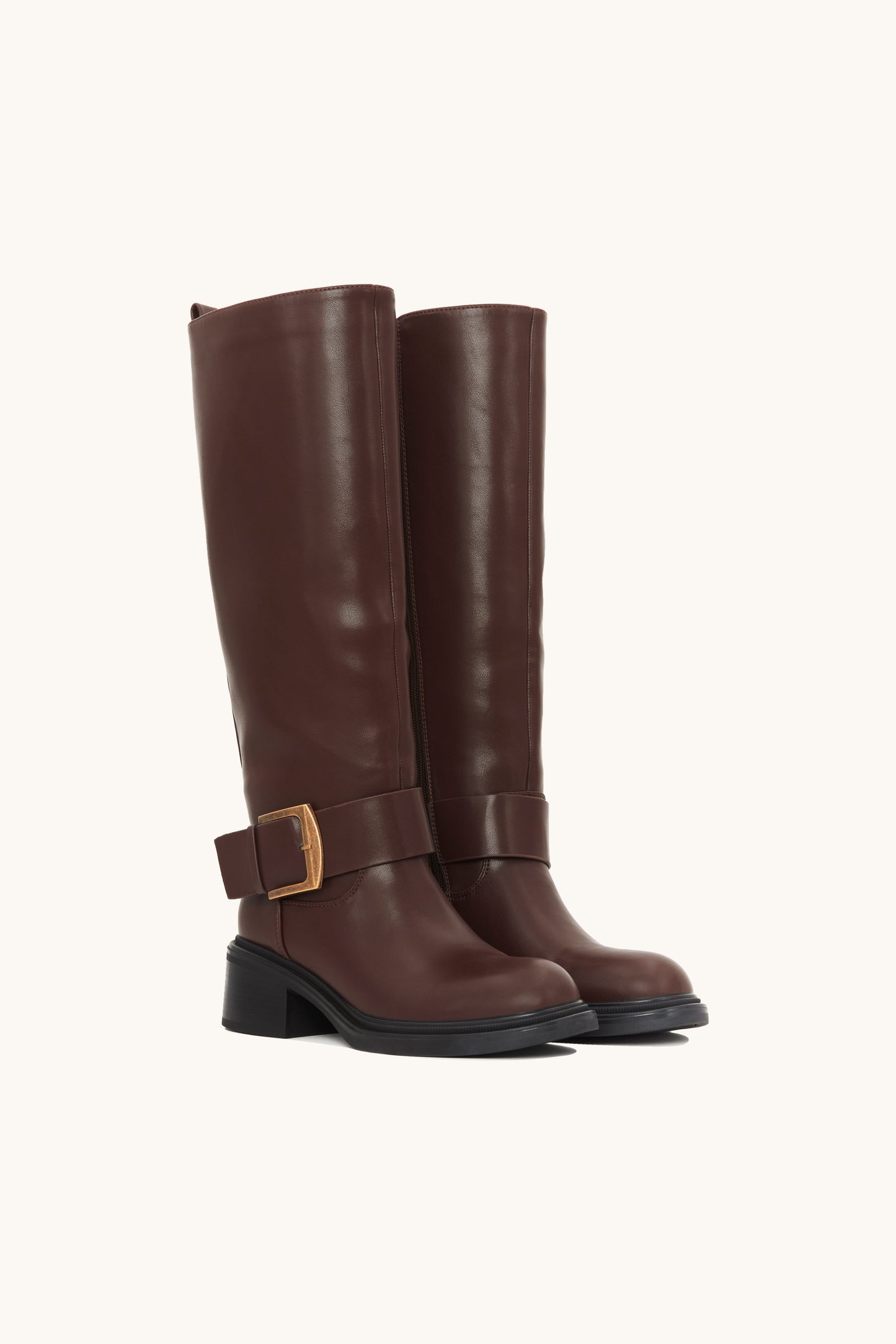 Bottes cavalières marron avec boucle dorée