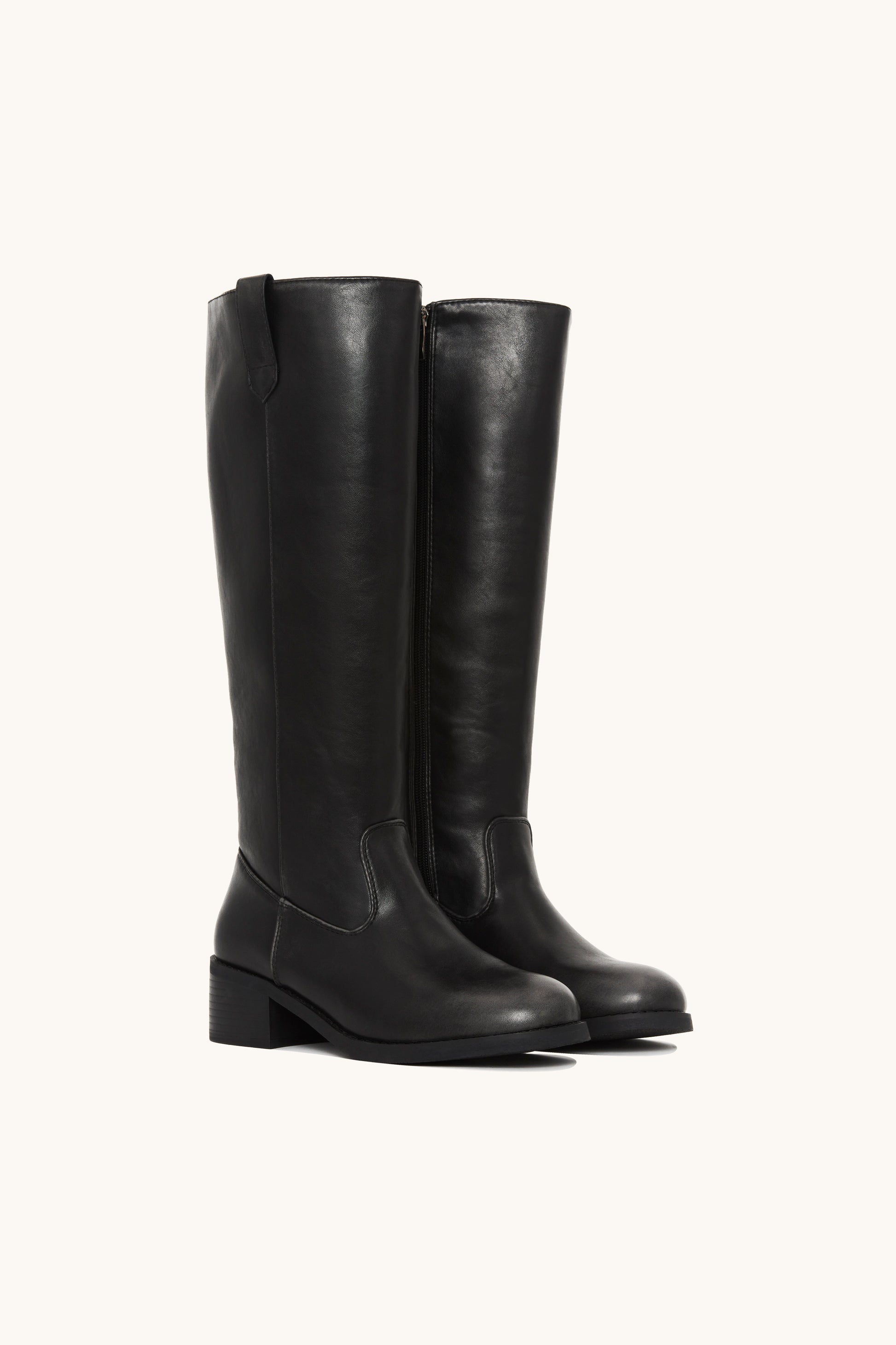 R13: Bottes noires à plateforme | France R13: Bottes noires à plateforme | France